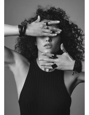 Moora Czarna bransoleta ze skóry z dziurkami* Bransolety