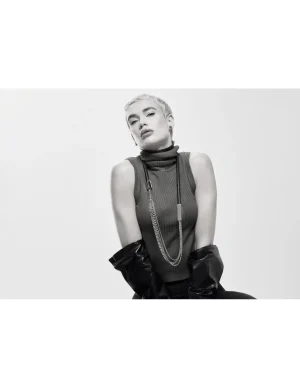 Moora Długi naszyjnik ze skóry oraz stali szlachetnej* Naszyjniki | Nowości