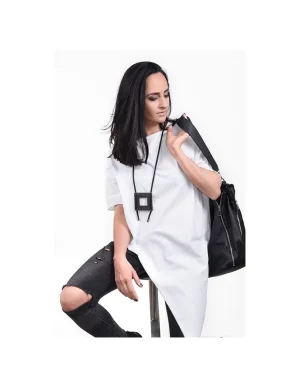 Moora Naszyjnik ze skóry z dużym kwadratem* Naszyjniki